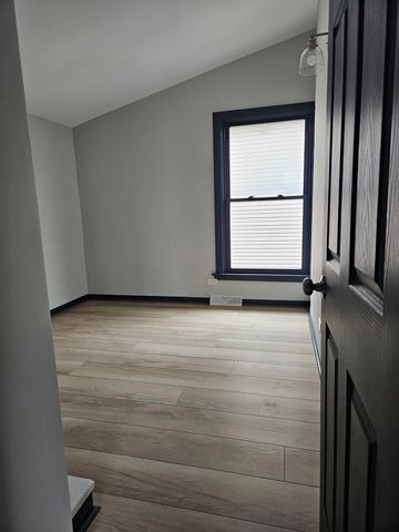 1813 Dodge Avenue, Evanston, IL 60201