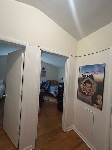 1813 Dodge Avenue, Evanston, IL 60201