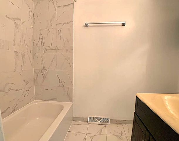 1813 Dodge Avenue, Evanston, IL 60201