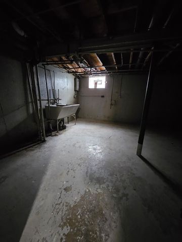 1813 Dodge Avenue, Evanston, IL 60201