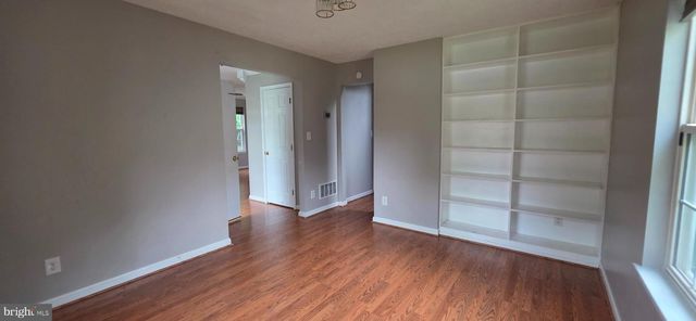 983 MEADOW CT, Front Royal, VA 22630