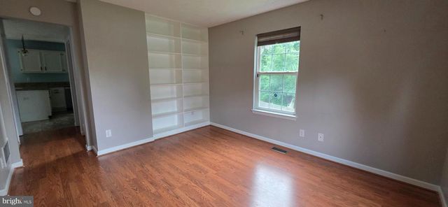 983 MEADOW CT, Front Royal, VA 22630