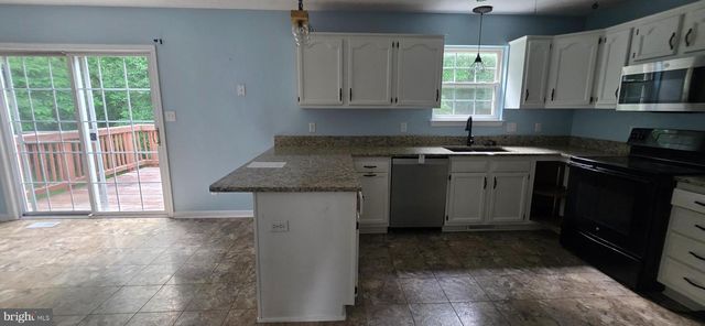 983 MEADOW CT, Front Royal, VA 22630