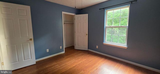 983 MEADOW CT, Front Royal, VA 22630
