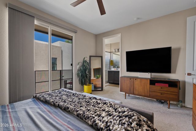 901 S SMITH Road 1035, Tempe, AZ 85281