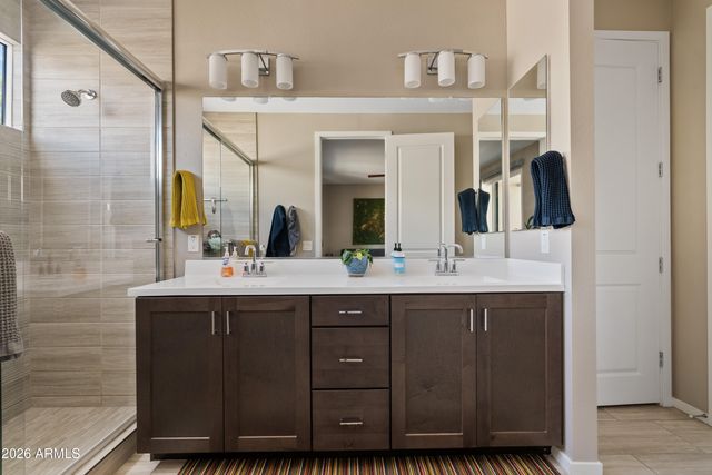 901 S SMITH Road 1035, Tempe, AZ 85281