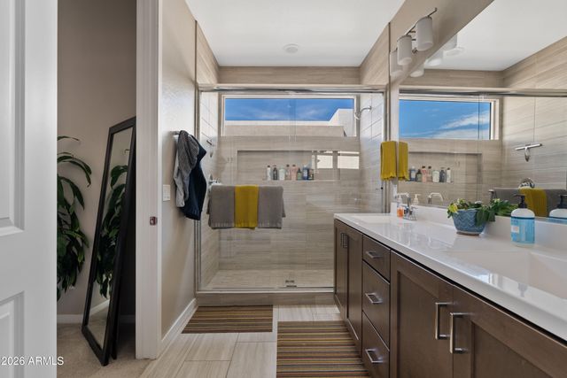 901 S SMITH Road 1035, Tempe, AZ 85281