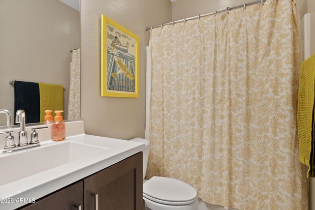 901 S SMITH Road 1035, Tempe, AZ 85281