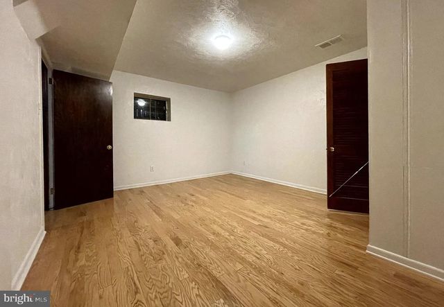 3637 38TH ST N, Arlington, VA 22207