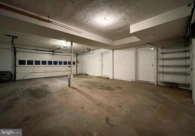 3637 38TH ST N, Arlington, VA 22207