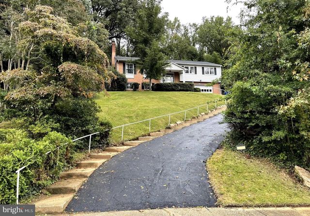 3637 38TH ST N, Arlington, VA 22207