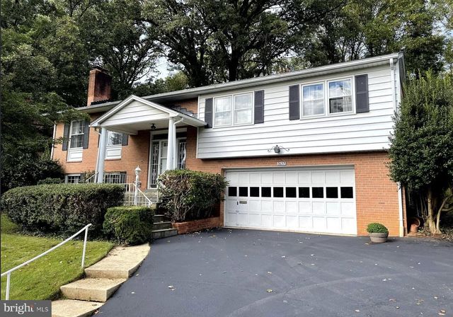 3637 38TH ST N, Arlington, VA 22207