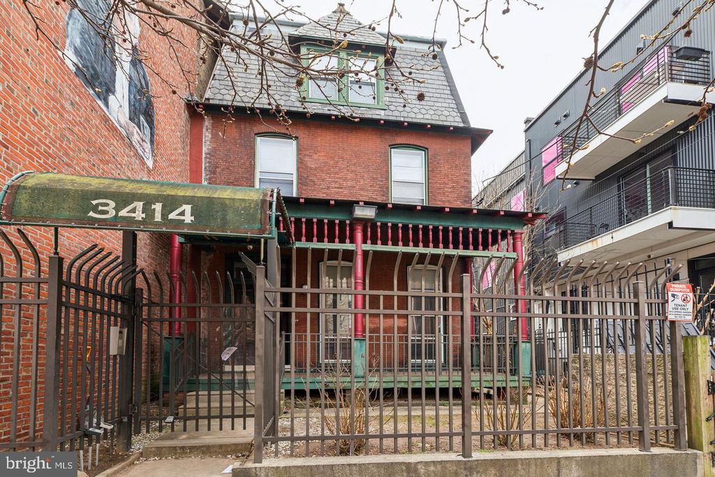 3414 SPRING GARDEN ST, PHILADELPHIA, PA 19104 — exterior