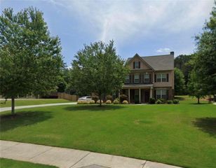 4523 Meadow Green Lane, Acworth, GA 30101