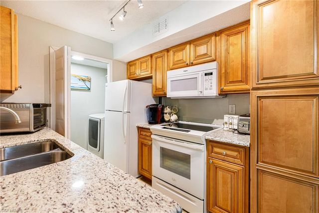 12620 Equestrian CIR 1705, Fort Myers, FL 33907