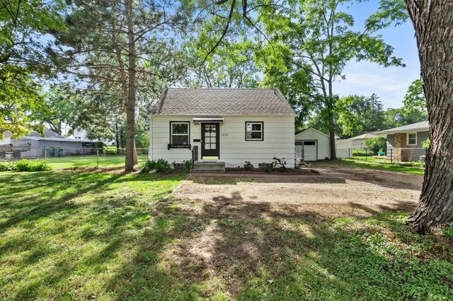 8734 Portland Avenue S, Bloomington, MN 55420