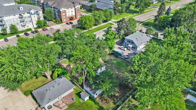 8734 Portland Avenue S, Bloomington, MN 55420