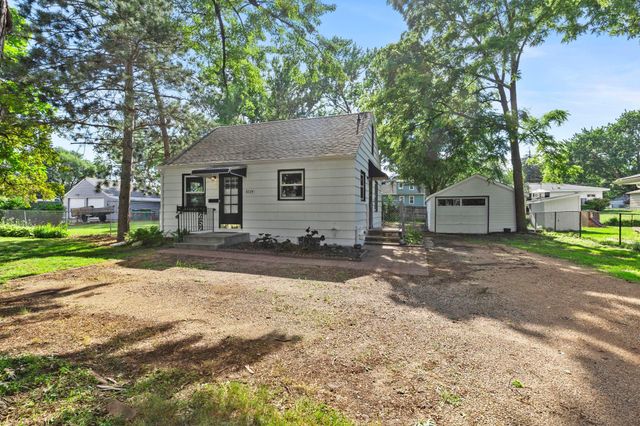 8734 Portland Avenue S, Bloomington, MN 55420