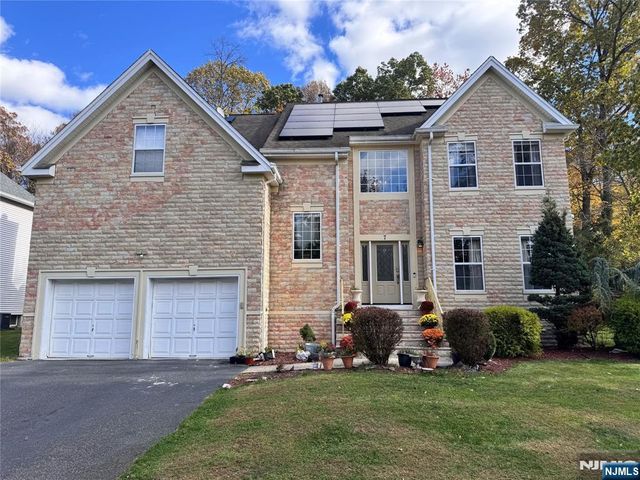 7 Patrick Avenue, Emerson, NJ 07630