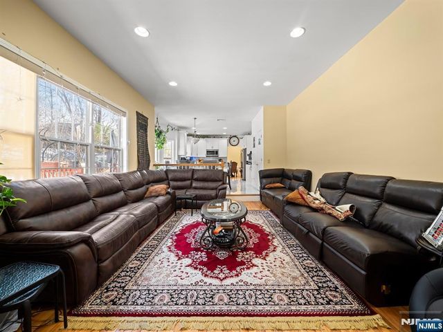 7 Patrick Avenue, Emerson, NJ 07630