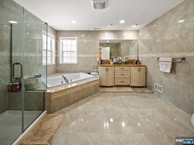 7 Patrick Avenue, Emerson, NJ 07630