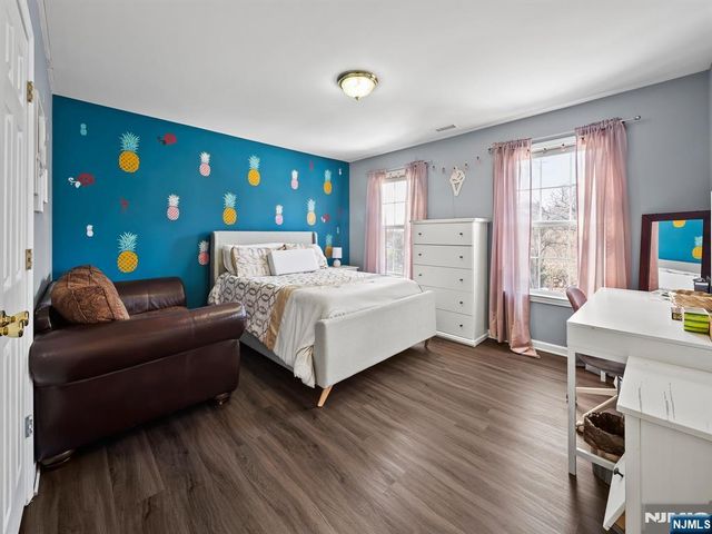 7 Patrick Avenue, Emerson, NJ 07630