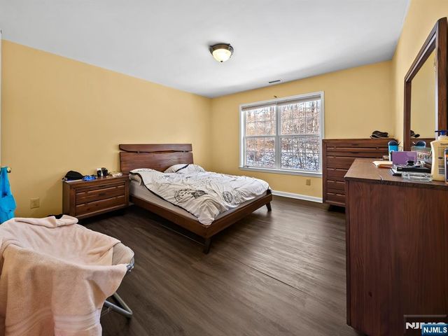 7 Patrick Avenue, Emerson, NJ 07630