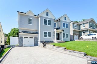 265 Adams Avenue, River Edge, NJ 07661