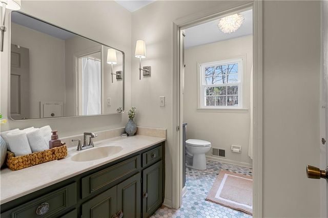 2958 Cravey Drive, Atlanta, GA 30345