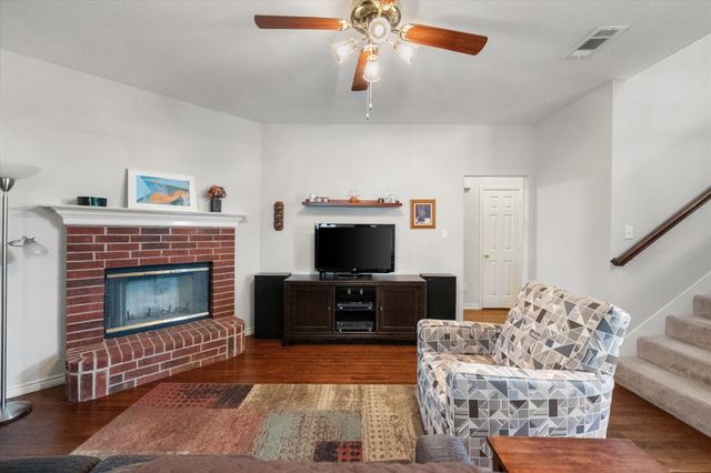 6222 St Leonard Drive, Arlington, TX 76001