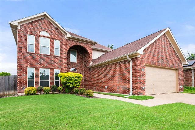 6222 St Leonard Drive, Arlington, TX 76001
