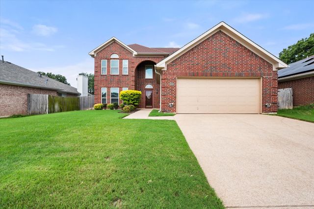 6222 St Leonard Drive, Arlington, TX 76001