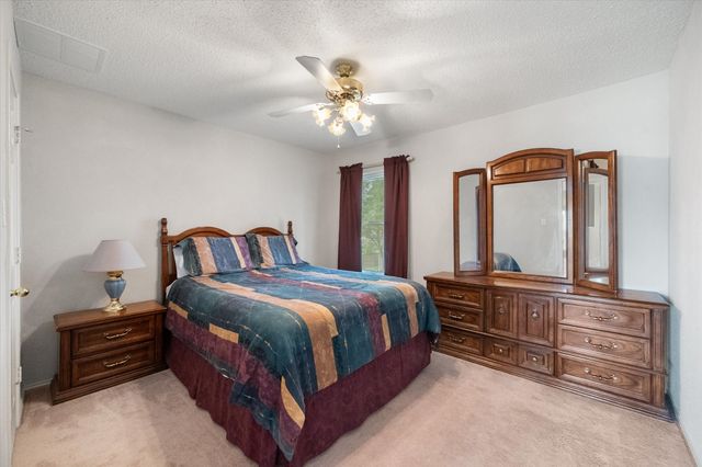 6222 St Leonard Drive, Arlington, TX 76001