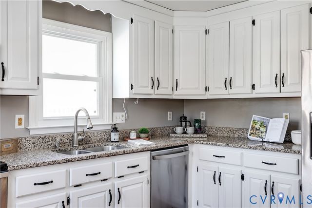 12504 Rue Noelle Ct, Midlothian, VA 23114