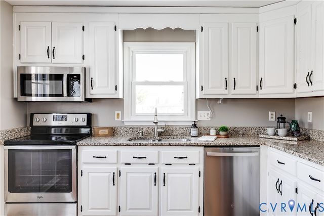 12504 Rue Noelle Ct, Midlothian, VA 23114