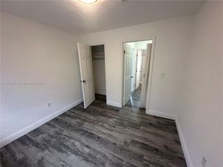 5511 SW 20th St 1-8, West Park, FL 33023