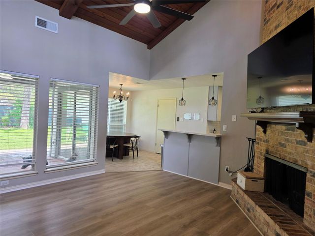 2003 Hidden Creek Drive, Houston, TX 77339