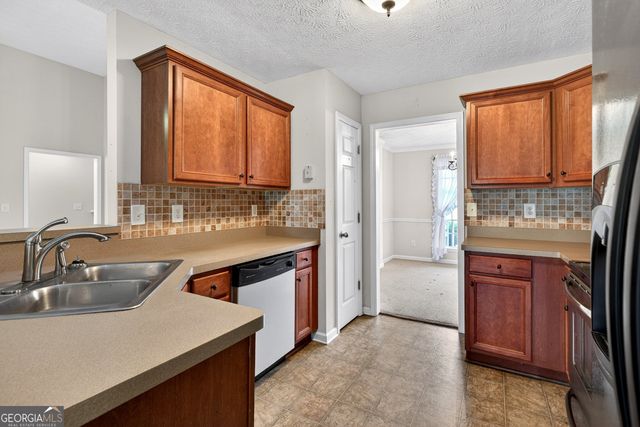 735 Irish Hill Drive, Concord, GA 30206