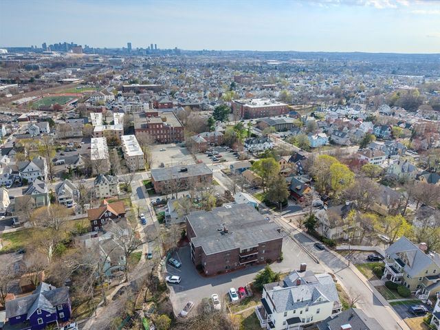 27 Alpine St 11, Malden, MA 02148