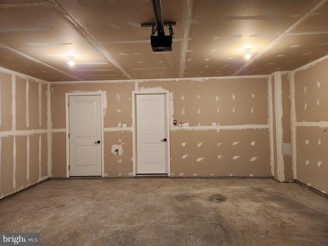 1315 TRESTLE DR, Fredericksburg, VA 22401
