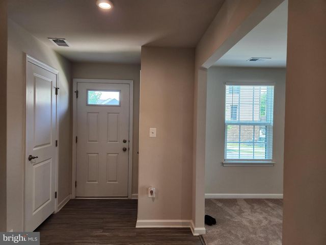 1315 TRESTLE DR, Fredericksburg, VA 22401