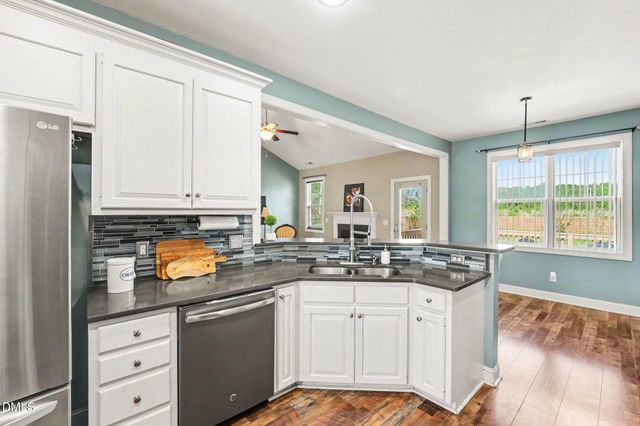 32 Avondale Drive, Lillington, NC 27546