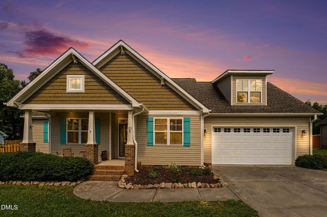 32 Avondale Drive, Lillington, NC 27546