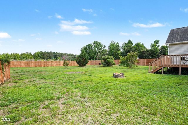 32 Avondale Drive, Lillington, NC 27546