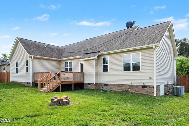 32 Avondale Drive, Lillington, NC 27546