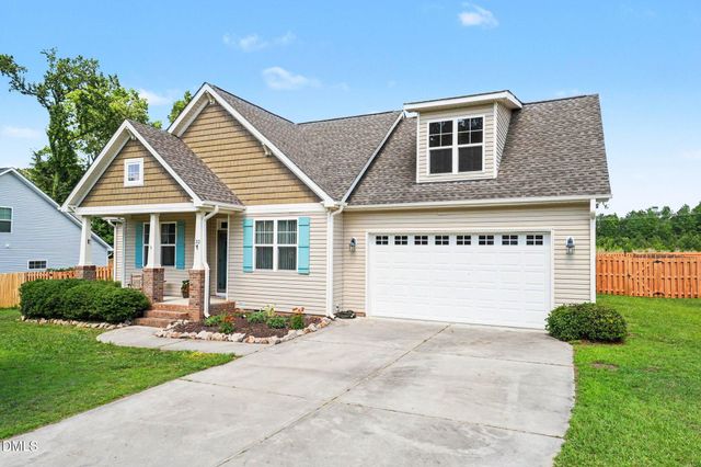 32 Avondale Drive, Lillington, NC 27546