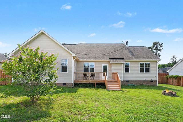 32 Avondale Drive, Lillington, NC 27546