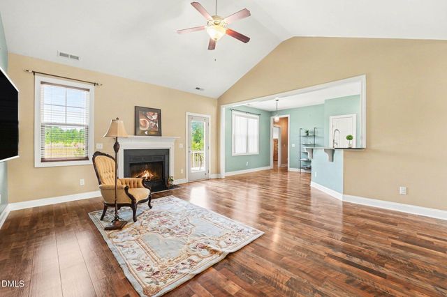 32 Avondale Drive, Lillington, NC 27546