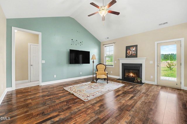 32 Avondale Drive, Lillington, NC 27546