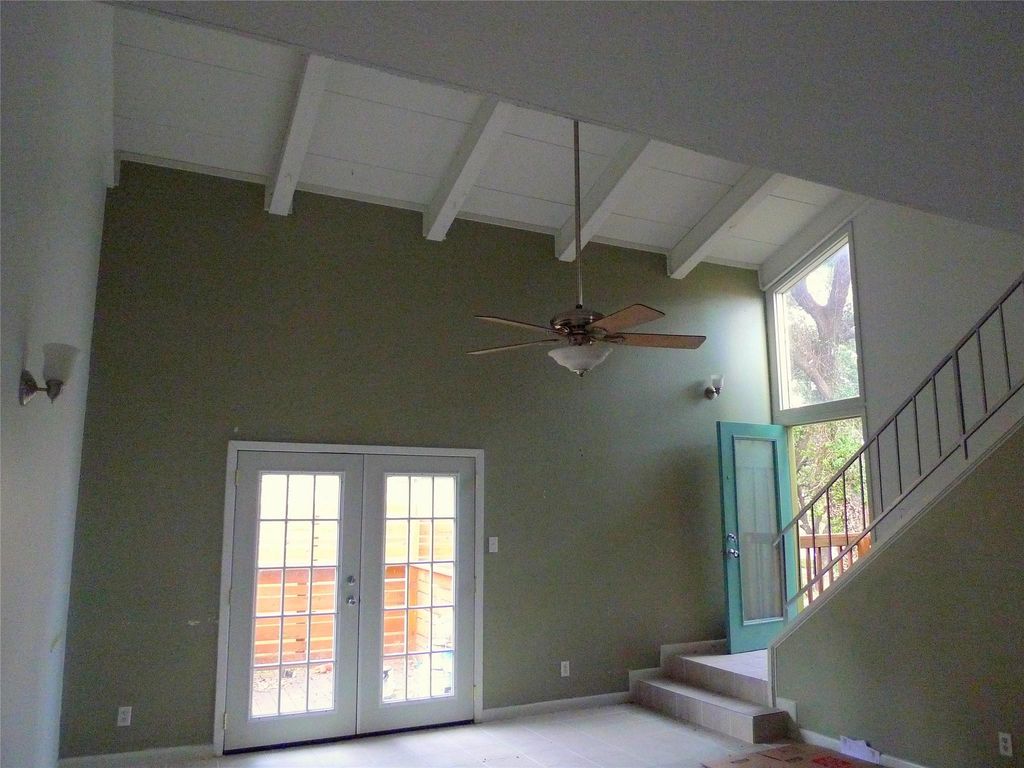 3300 Clawson RD B, Austin, TX 78704